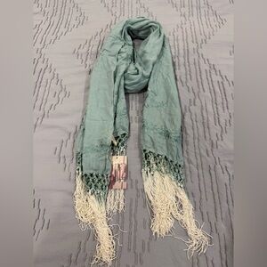 Urban Outfitters Pins and Needles Fringe Scarf NWT